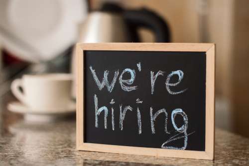 Tech That Helps The Restaurant Labor Shortage: A Quick Guide