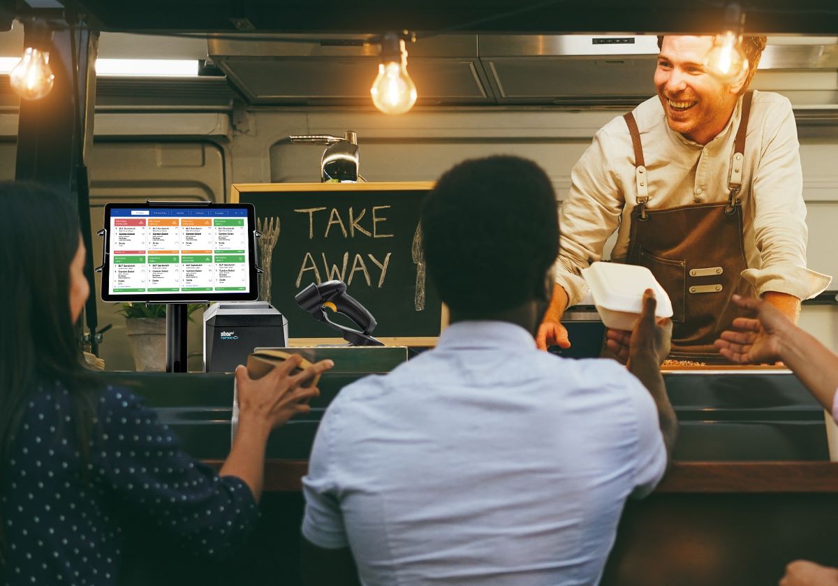 Optimizing Omnichannel Experiences with Best Labeling Practices for SMBs
