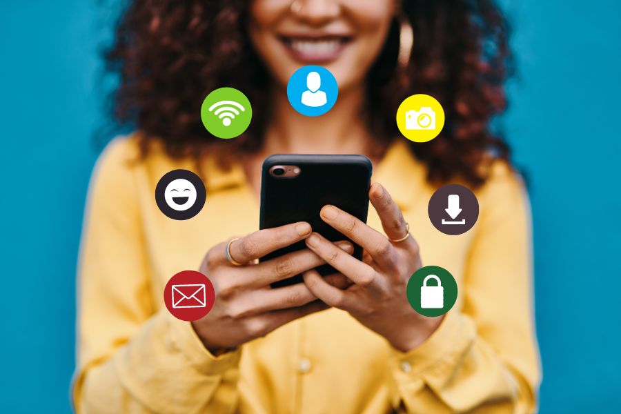 The Rise of Social Commerce: How Retailers Can Leverage Social Media