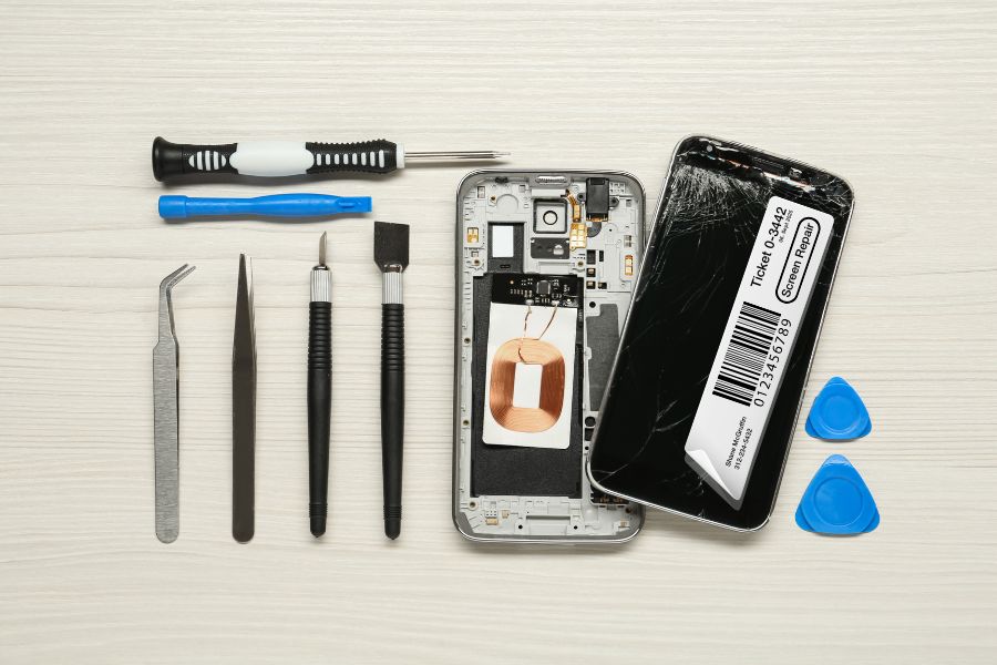 Use Repair Labels to Streamline Phone Repair Operations