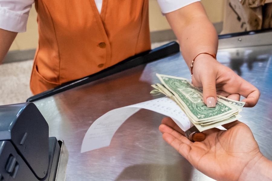 Cash Management System With The Right Cash Drawer