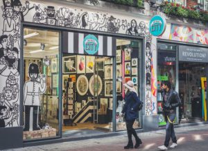 Why-Shoppers-Prefer-Brick-and-Mortar-StoresMS3-e1574799019310